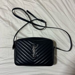 Black leather Ysl crossbody bag (yves Saint Laurent)